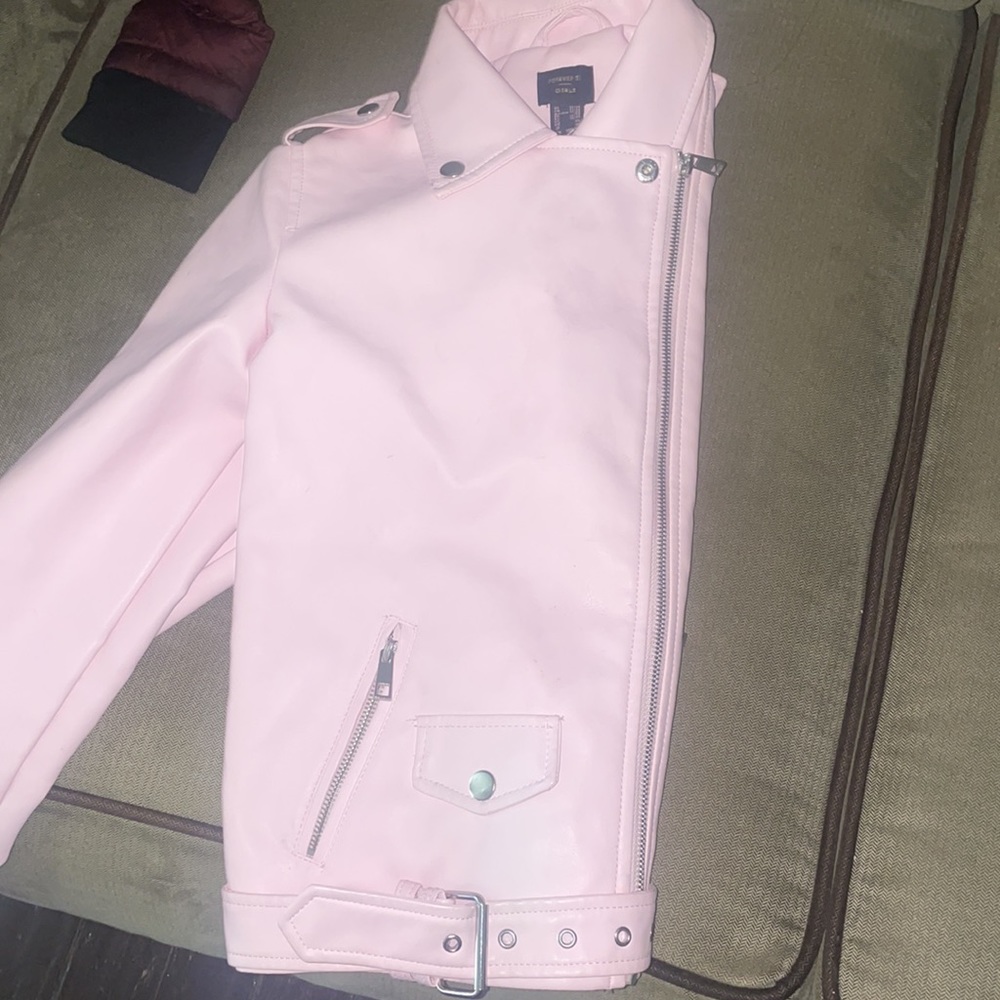 Selling a leather pink jacket worn twice - Picture 3 of 3